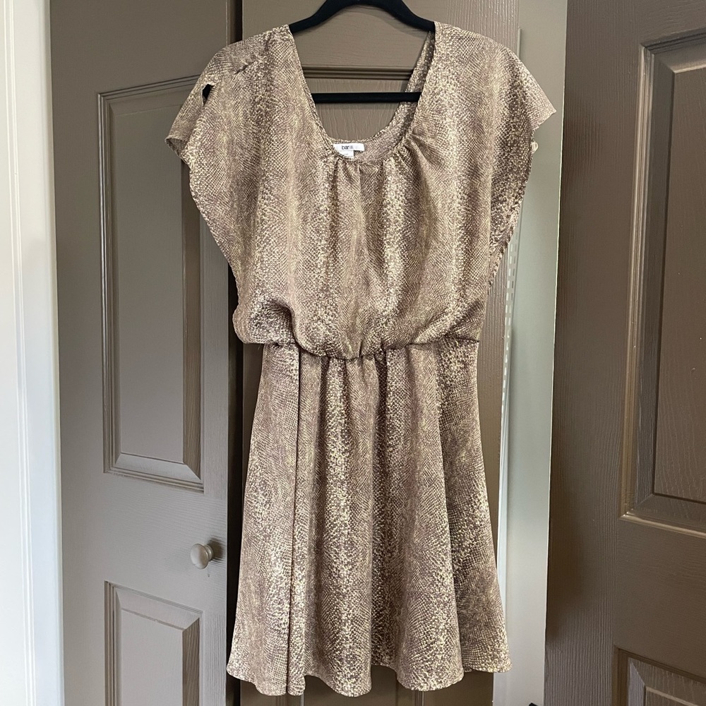 Bar III Flowy Tan and Brown Dress Size M
